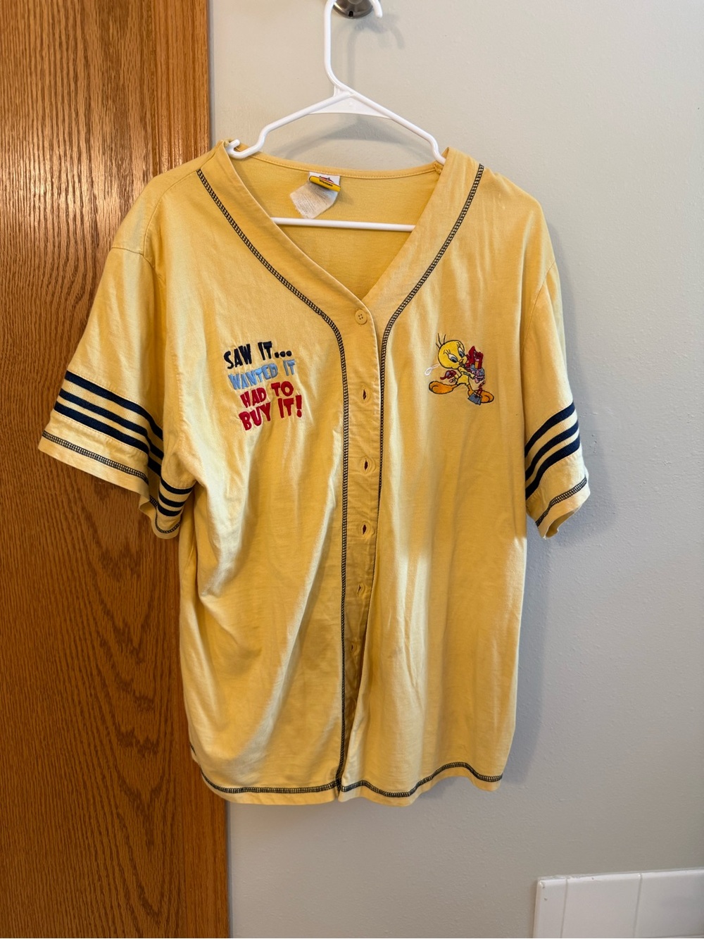 Looney Tunes Tweety Shopping Jersey Women's One Size (XL/2X) Yellow Baseball